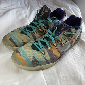 Kobe 9 Size 11 - Nike Basketball Shoe